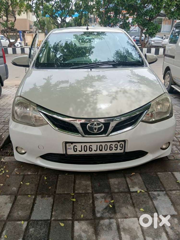 Toyota Etios Vx Limited Edition, 2016, Petrol