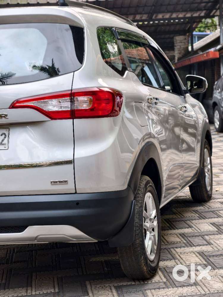 Renault Triber Rxt, 2020, Petrol