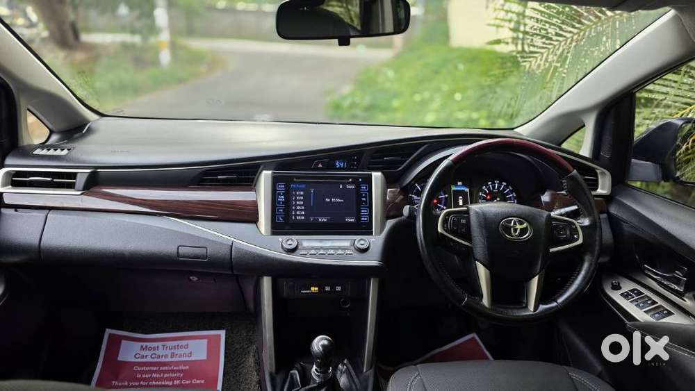 Toyota Innova Crysta 2.4 V, 2016, Diesel