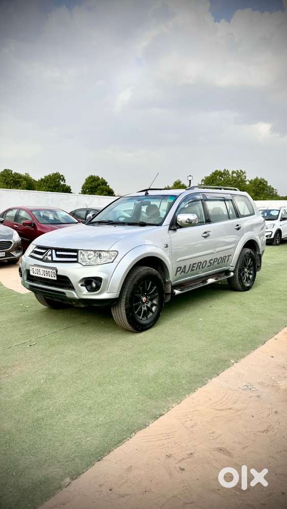 Mitsubishi Pajero Sport 2016 Diesel Well Maintained