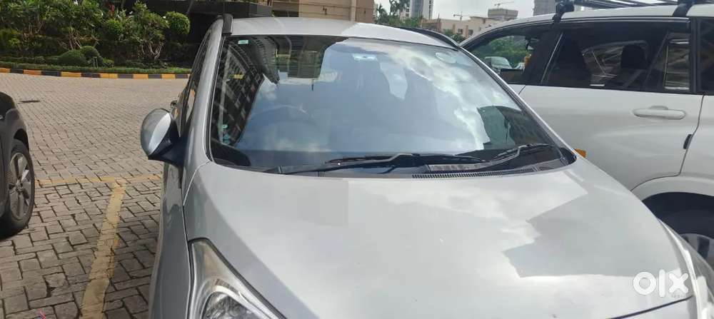 Silver Grand I10 Asta Single Owner, 2015 Model