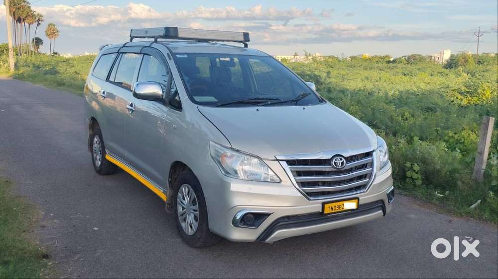 Innova 25 G Maxi Cab Diesel For Sale T-board Price Negotible