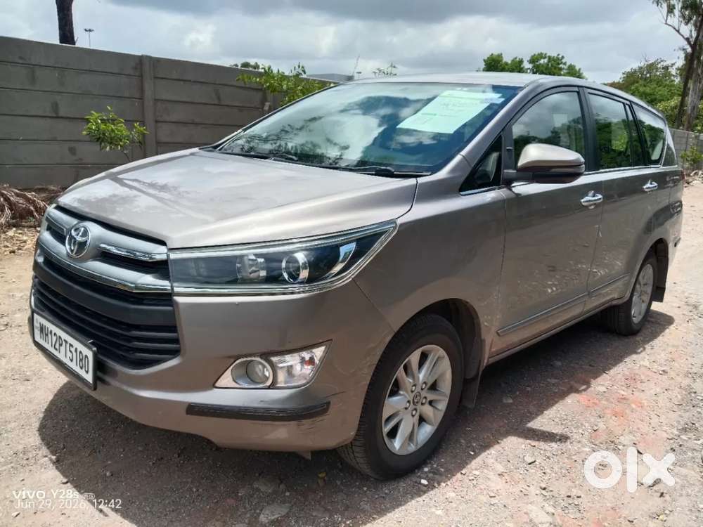 Toyota Innova Crysta [2020-ongoing] 2.4 Vx 7 Str, 2017, Diesel