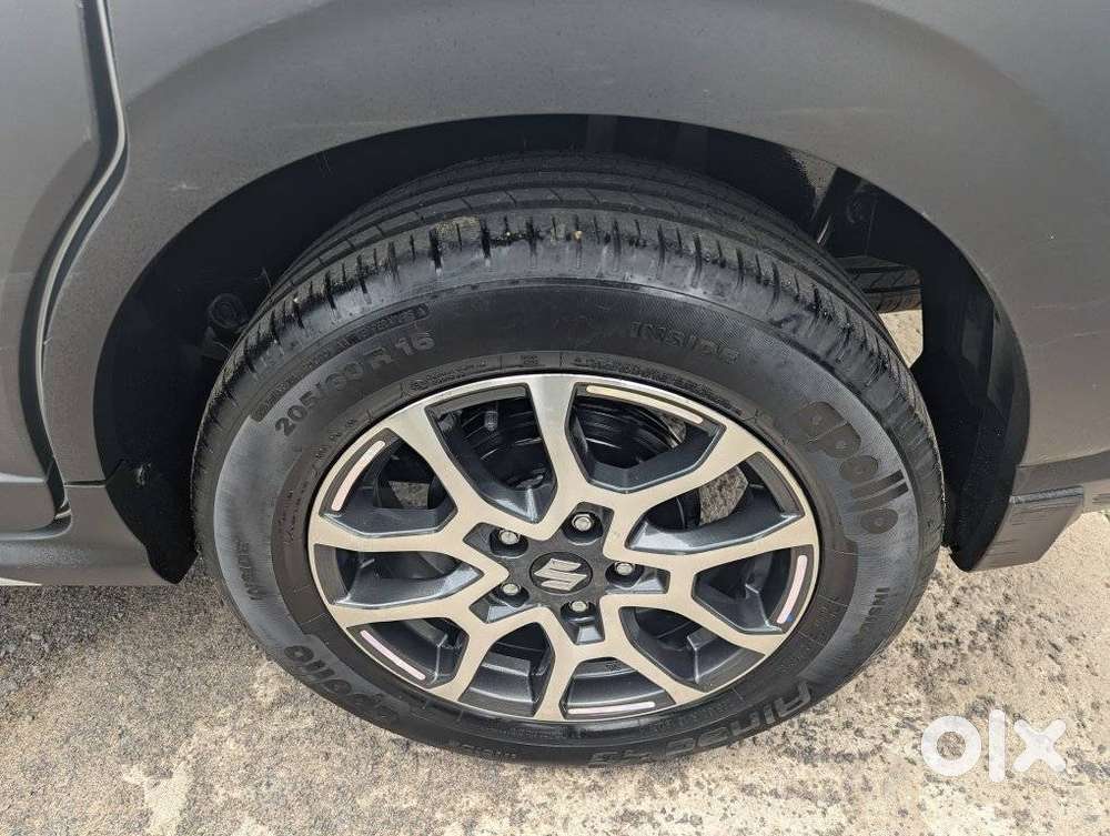 Maruti Suzuki Xl6 1.5 Zeta Mt, 2022, Petrol