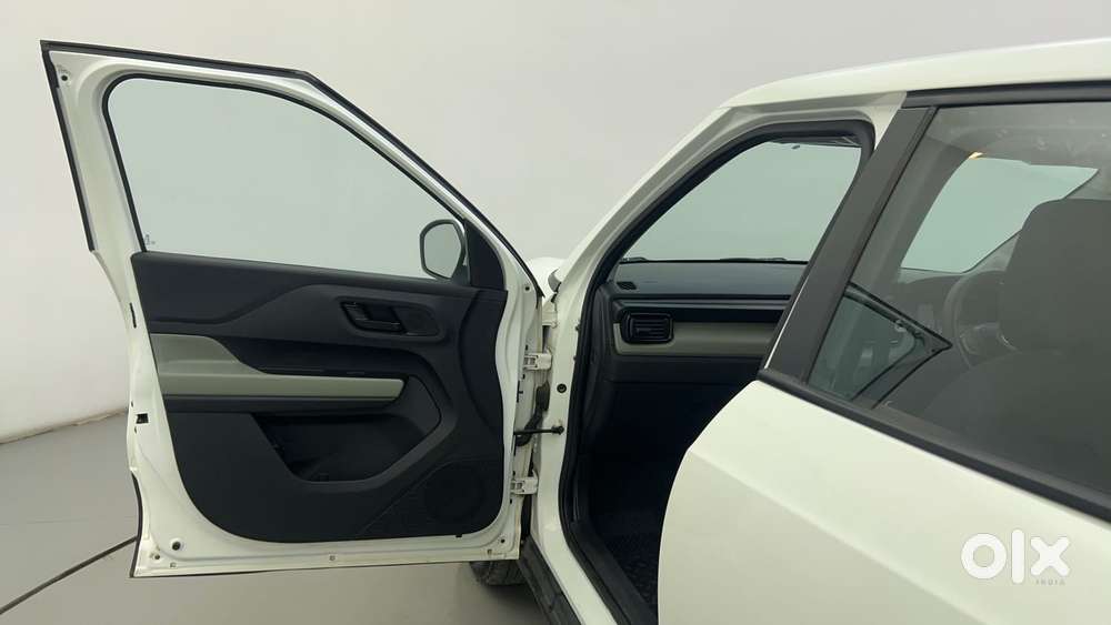 Tata Punch 1.2 Revotron Adventure Rhythm Pack Mt, 2022, Petrol