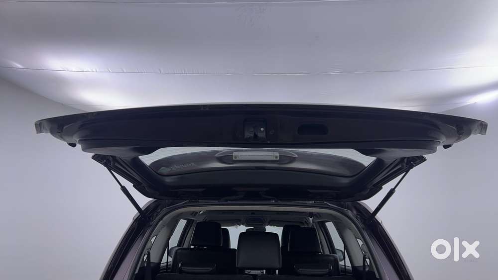 Toyota Innova Crysta [2020-ongoing] 2.4 Zx 7 Str, 2016, Diesel