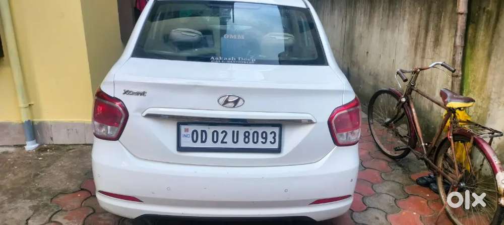 Hyundai Xcent 2015 Model Car