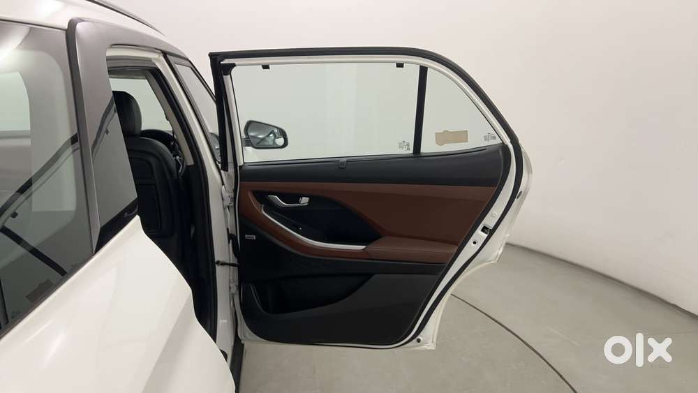 Hyundai Alcazar 1.5 Platinum Diesel Mt 7 Str, 2023, Diesel