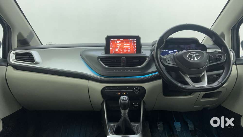 Tata Altroz Xz, 2021, Petrol
