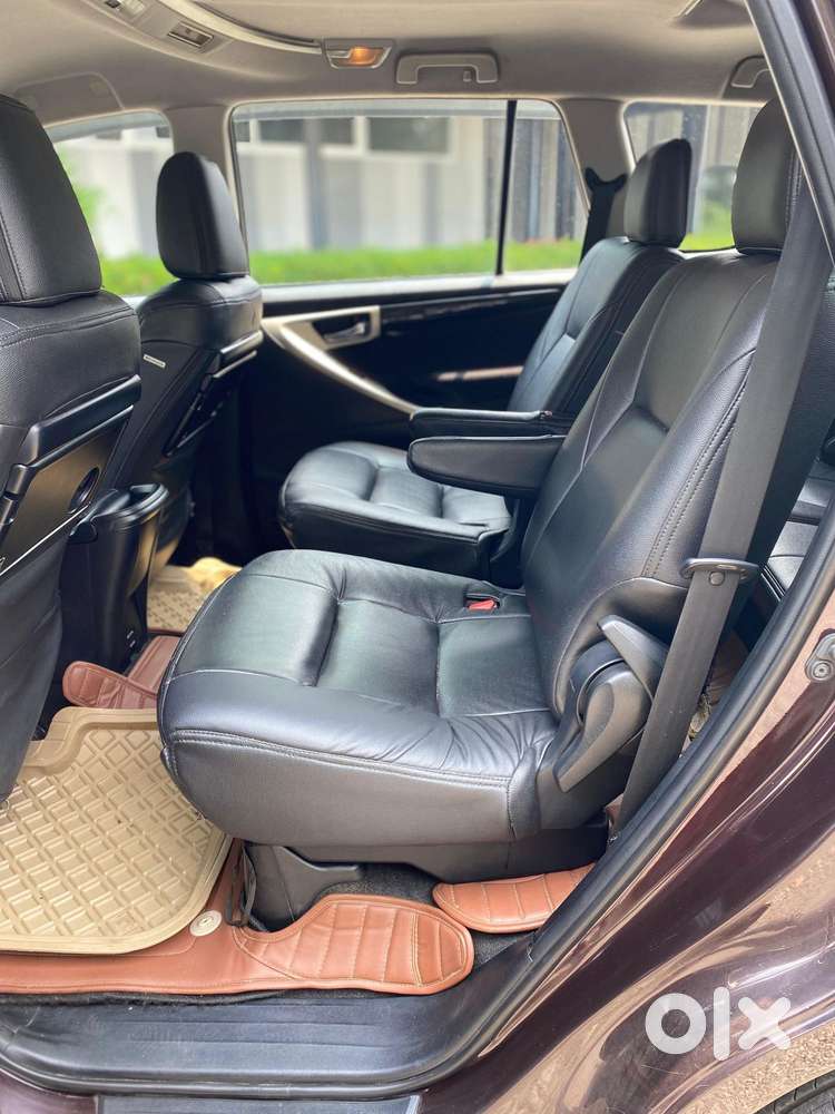 Toyota Innova Crysta 2.4 V, 2017, Diesel