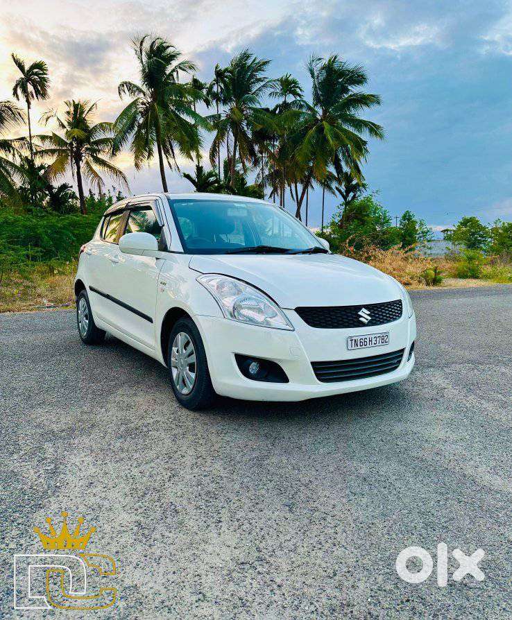 Maruti Suzuki Swift Lxi Bsiv, 2012, Petrol
