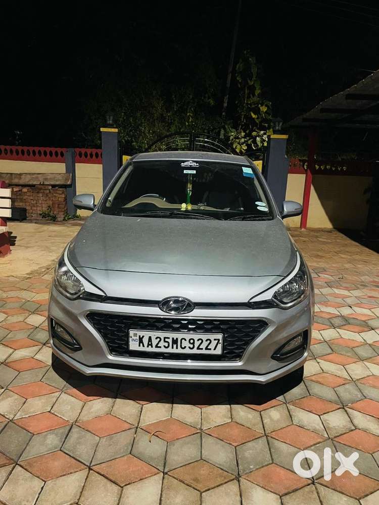 Hyundai Petrol Manual 2020 Car