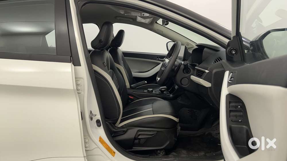 Tata Nexon Creative Plus 1.2 Revotron Petrol 7dca, 2024, Petrol