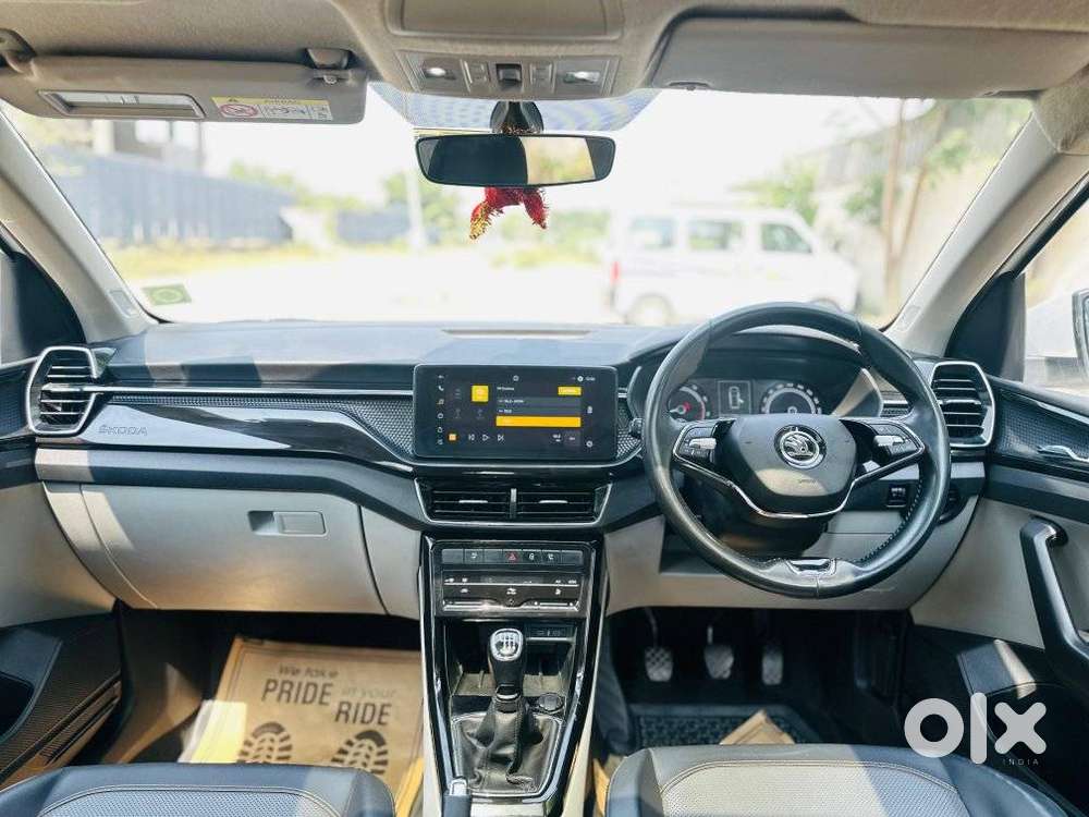 Skoda Kushaq 1.0 Tsi Style, 2022, Petrol