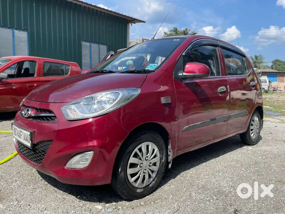 Hyundai I10 Sportz Petrol 2015