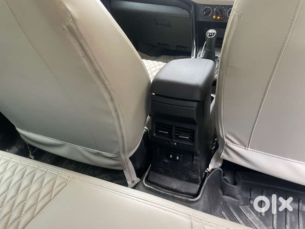 Maruti Brezza 2024 Lxi