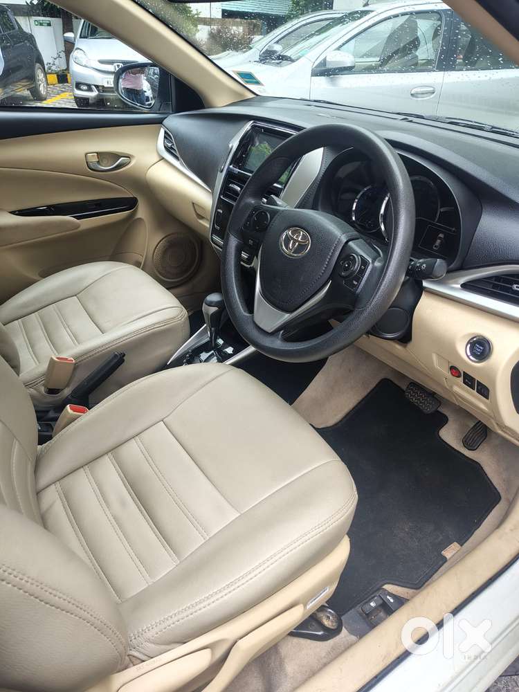 Toyota Yaris G Cvt, 2018, Petrol
