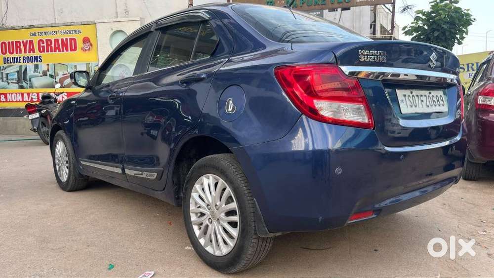 Maruti Suzuki Swift Dzire Amt Zdi, 2017, Diesel