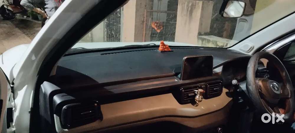 Tata Punch Adv + 1.2p Mt Date Of Registration : 18 Dec 2025.