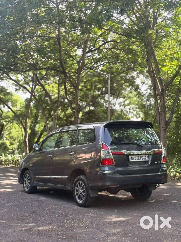 Toyota Innova Diesel 2011