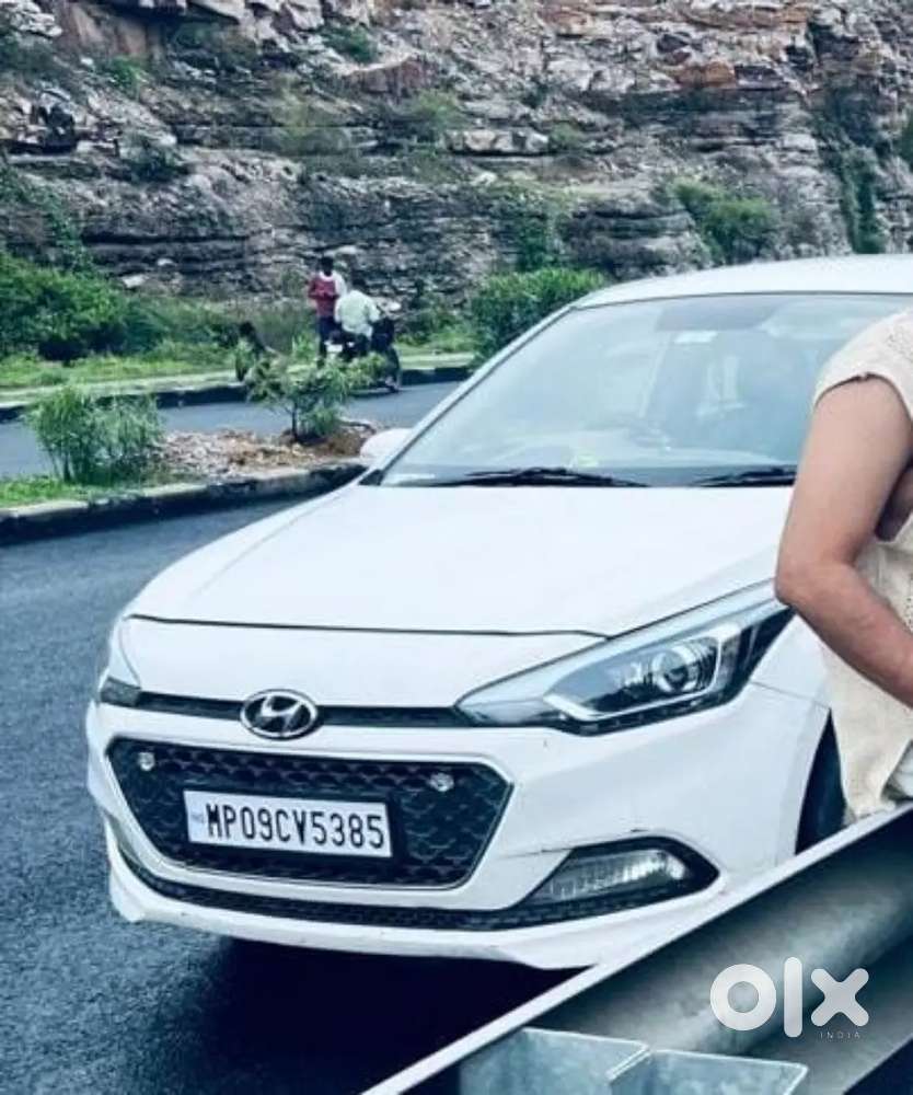 Hyundai I20 2017 Diesel 83500 Km Driven