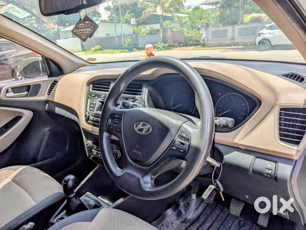Hyundai Elite I20 Sportz (o) 1.2, 2016, Petrol