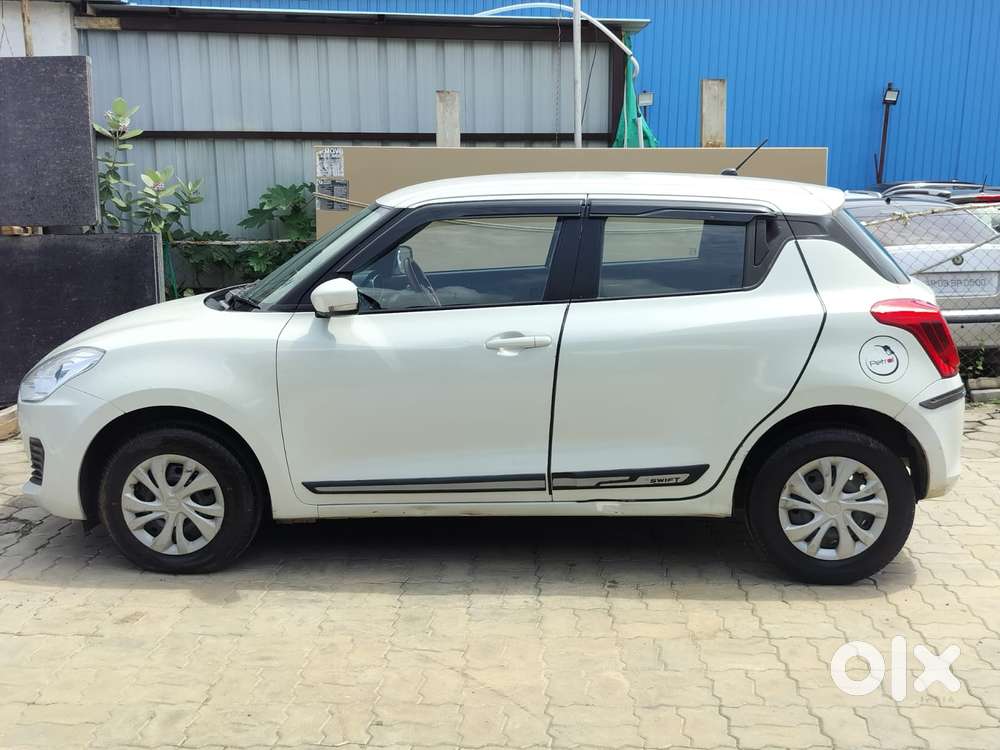 Maruti Suzuki Swift 1.2 Vxi (o), 2022, Petrol