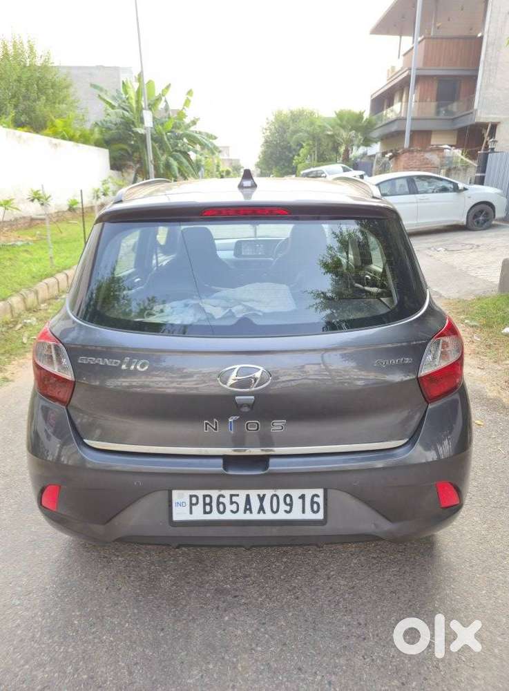 Hyundai Grand I10 Nios Sportz 1.2 At, 2019, Petrol