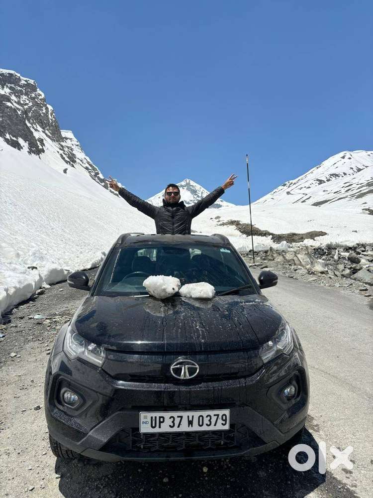 Tata Nexon 2023 Petrol Dark