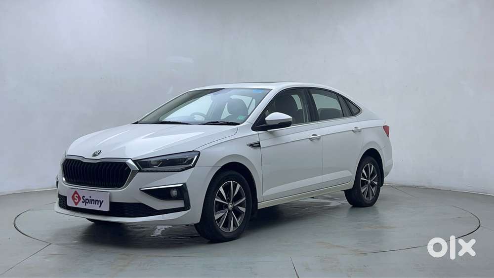 Skoda Slavia Style 1.0l Tsi At, 2022, Petrol