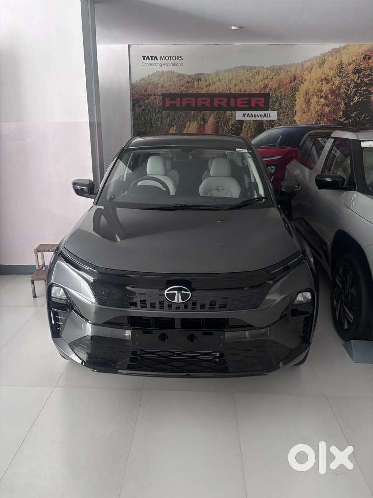 Tata Curvv, 2025, Petrol