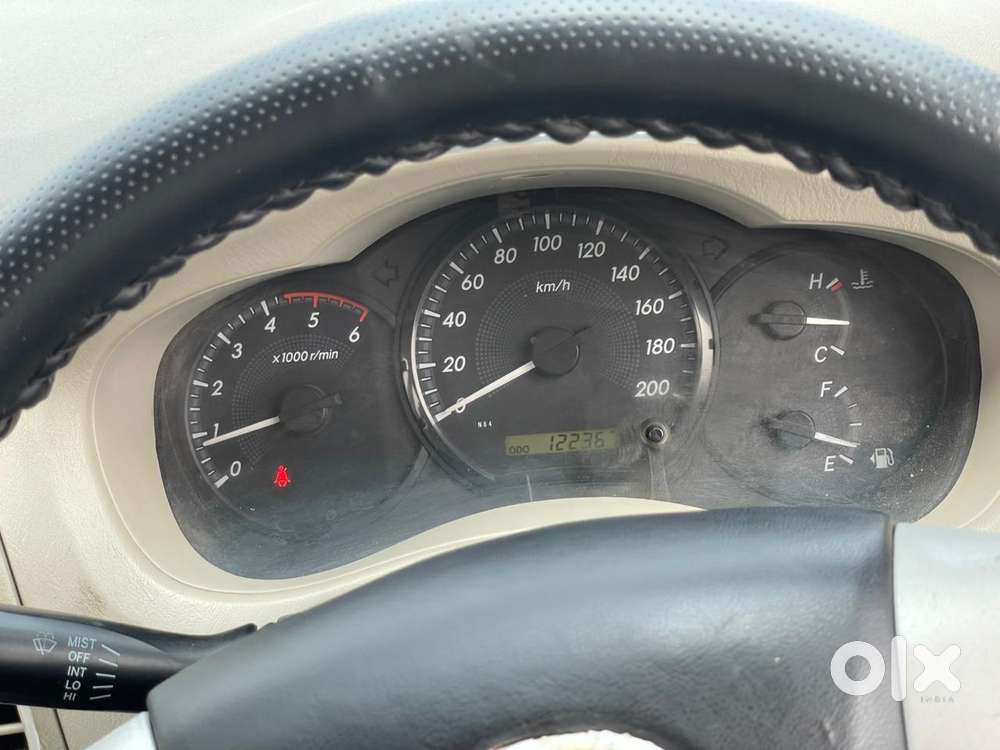 Toyota Innova 2009-2011 2.5 Gx 8 Str, 2012, Diesel