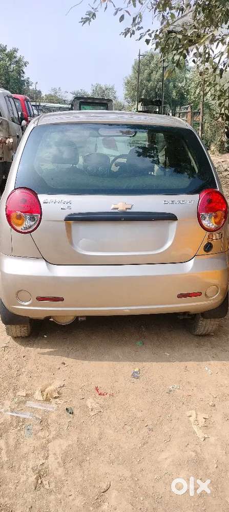Chevrolet Spark 2011 Petrol Well Maintained