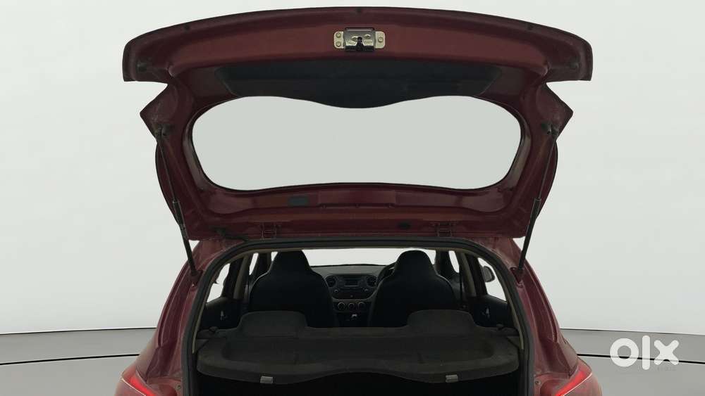 Hyundai Grand I10 2013-2016 At Sportz, 2014, Petrol