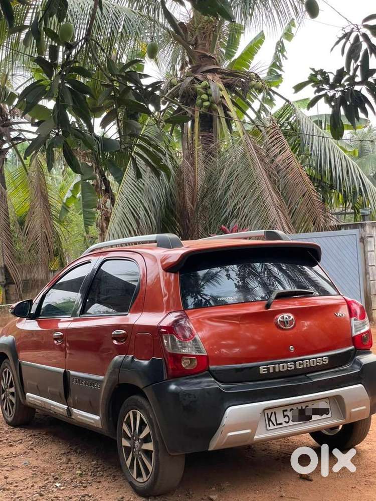 Toyota Etios Cross 2016 Diesel Well Maintained