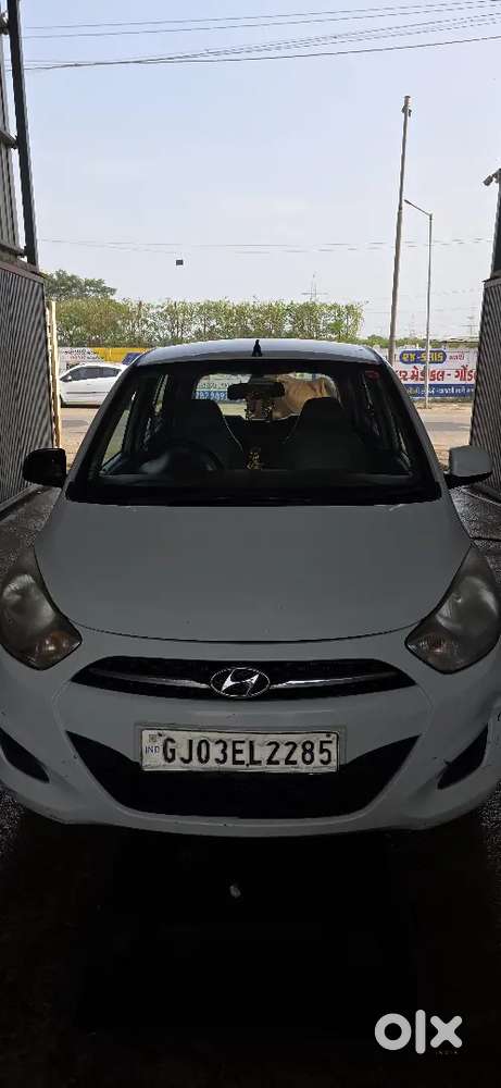 Hyundai I10 2012 कार