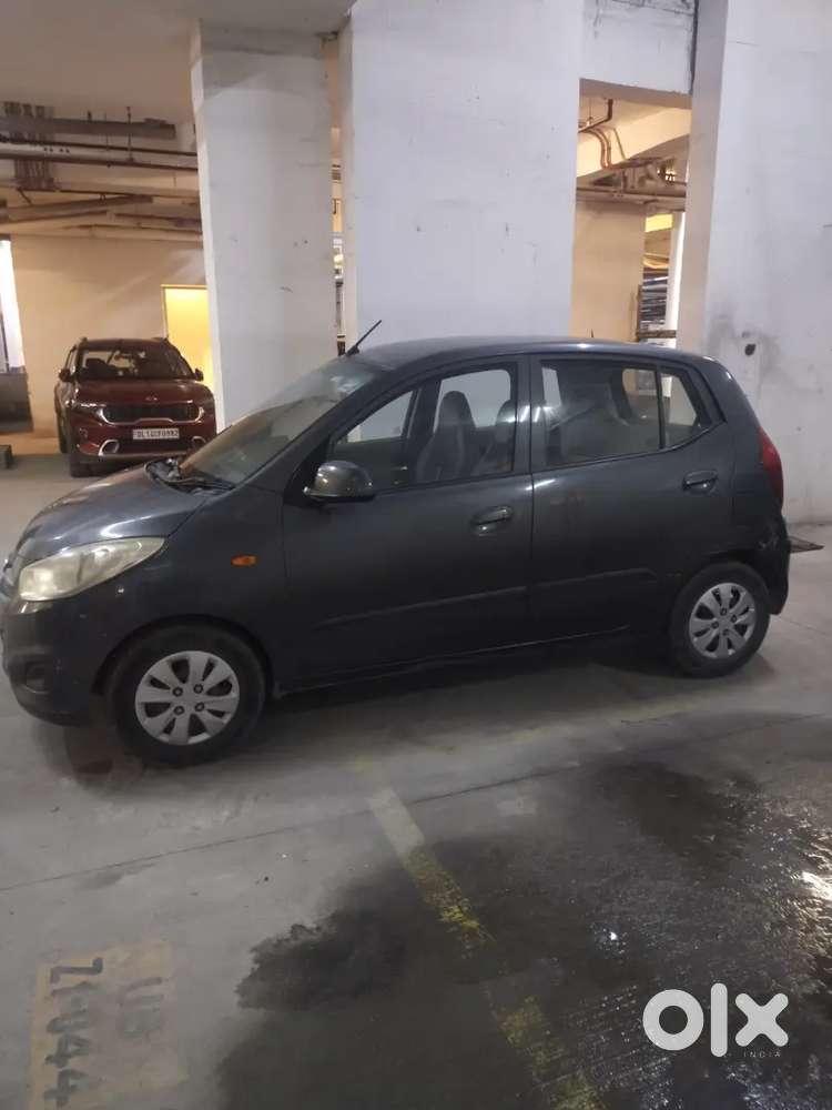 Hyundai I10 Magna Petrol 2012