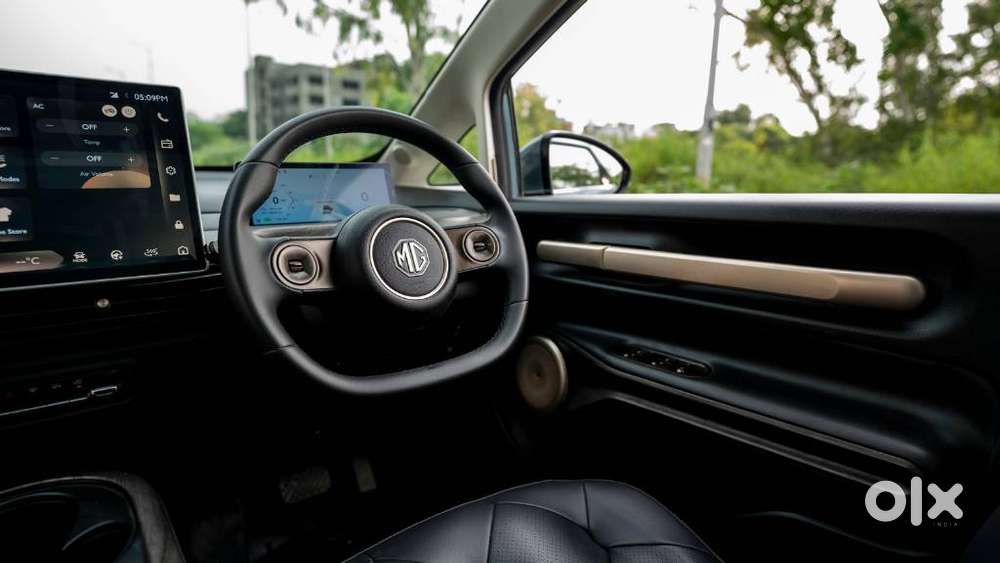 Mg Windsor Ev Essence, 2024, Electric
