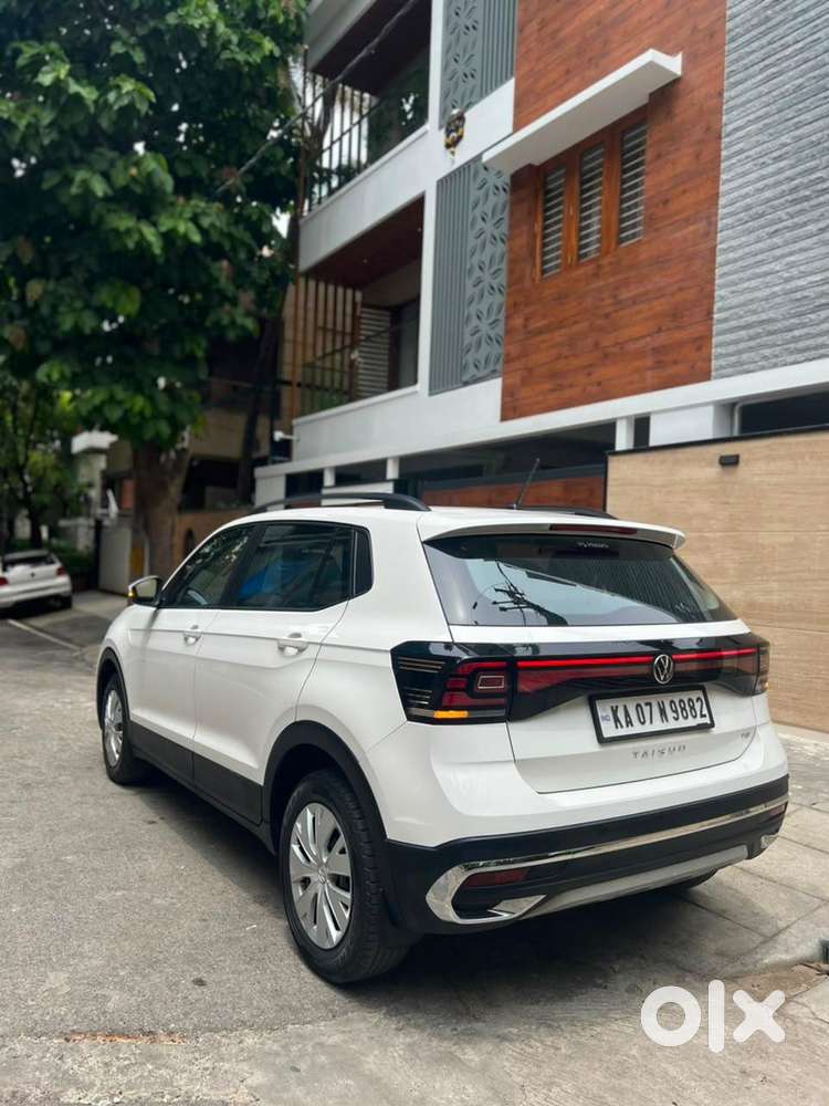 Volkswagen Taigun 2024 Petrol 44000 Km Driven