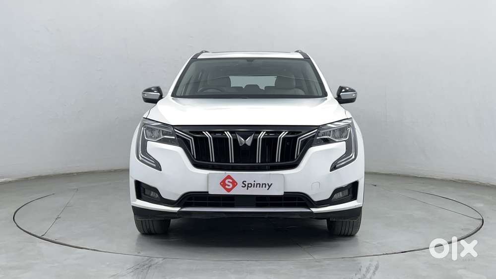 Mahindra Xuv700 2.0 Ax 5 Petrol Mt 7 Str, 2022, Petrol