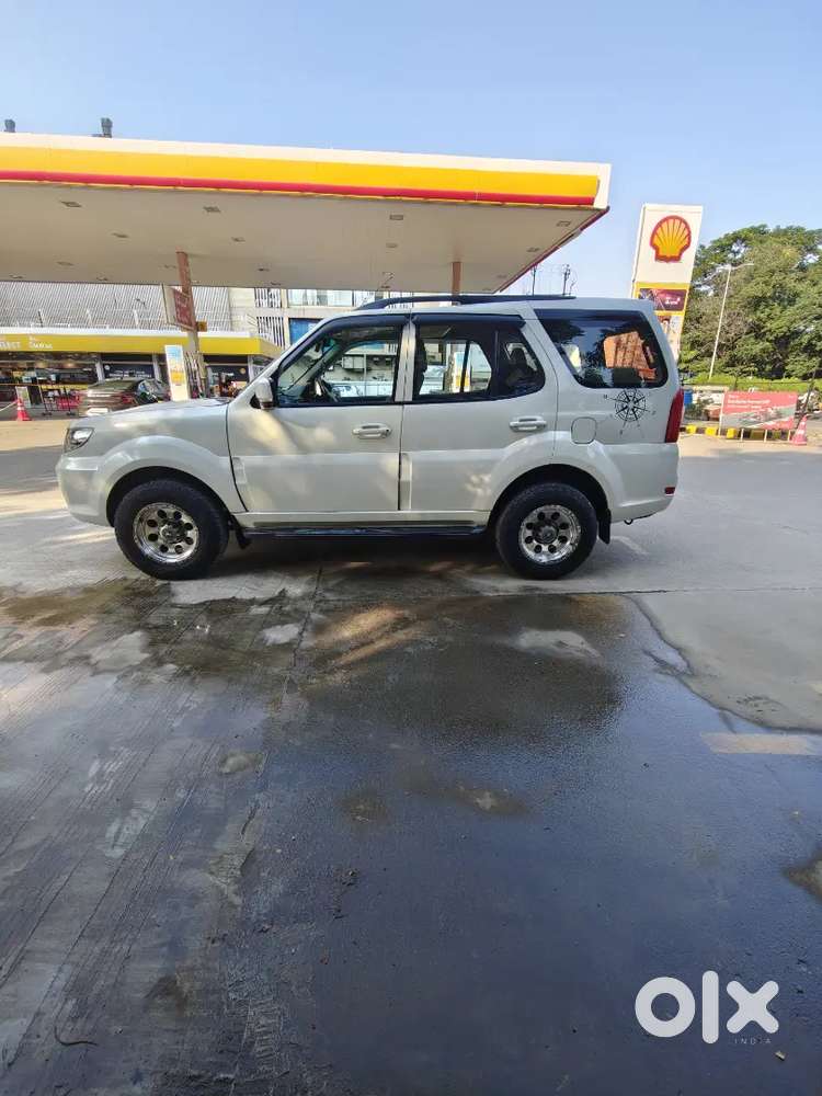 Tata Safari Storme Lx 2013
