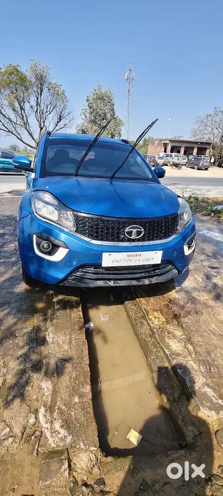 Tata Nexon 2019 Petrol 75000 Km Driven