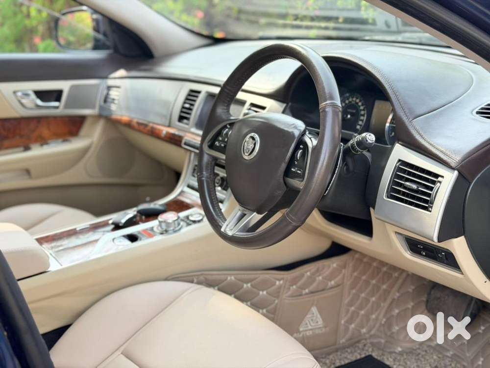 Jaguar Xf S 3.0 Litre 6 Cylinder 2012 Dec Diesel