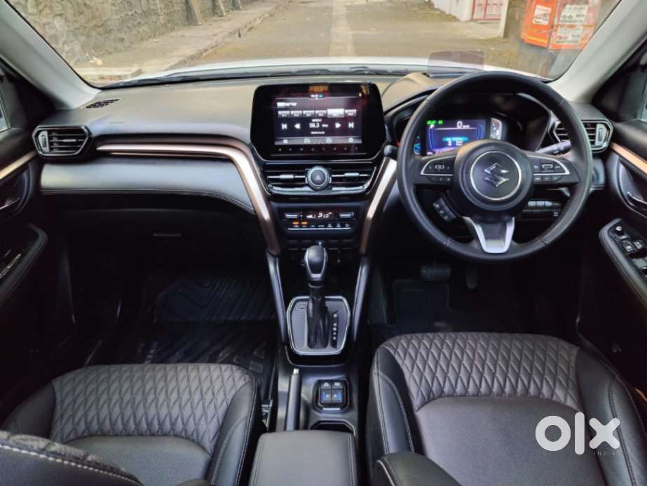 Maruti Suzuki Grand Vitara 1.5 Alpha Plus Intelligent Hybrid Ecvt, 2..