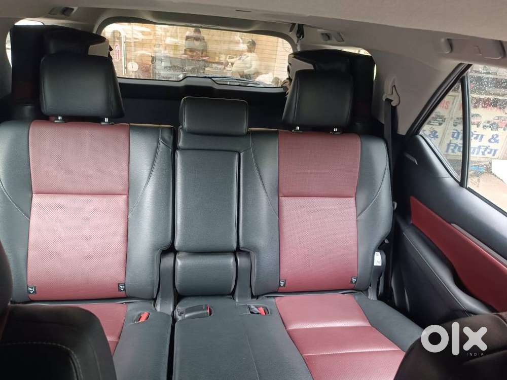 Toyota Fortuner Leader Edition (at), 2025, Diesel