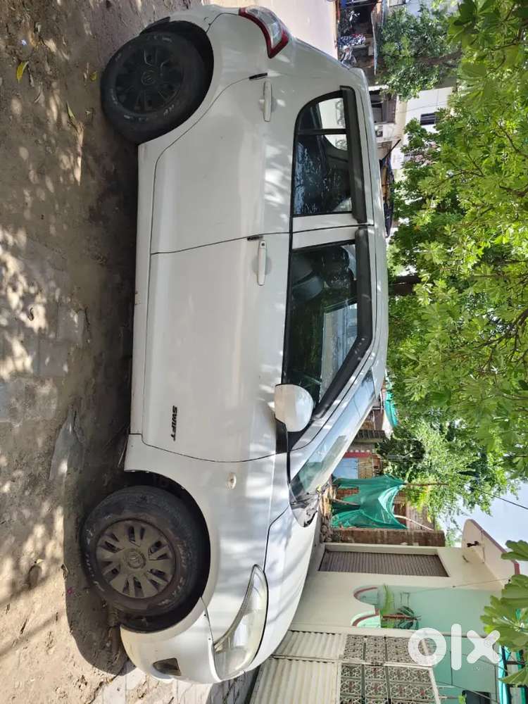 Maruti Suzuki Swift 2012 Diesel 180000 Km Driven