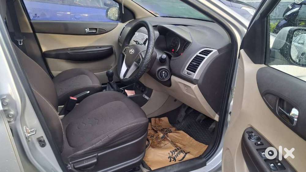 Hyundai I20 Petrol Spotz, 2010, Petrol