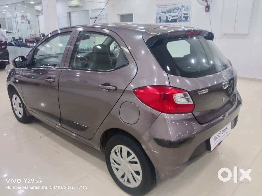 Tata Tiago 1.2 Revotron Xta, 2017, Petrol