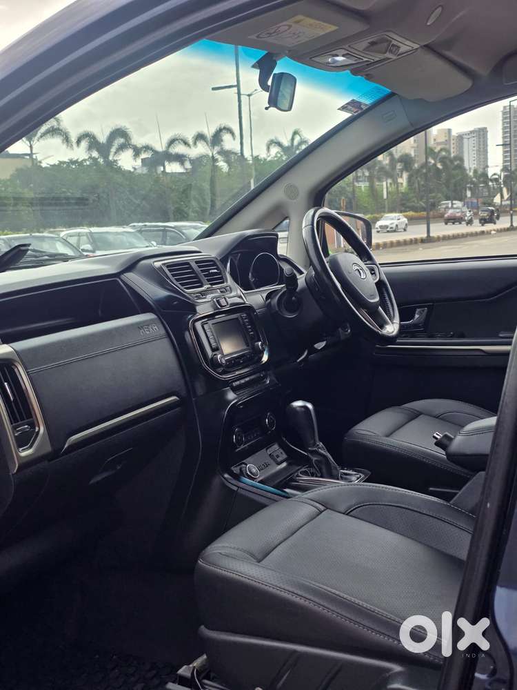 Tata Hexa 2.2 Xta 4x2 6 Str Dual Tone, 2017, Diesel