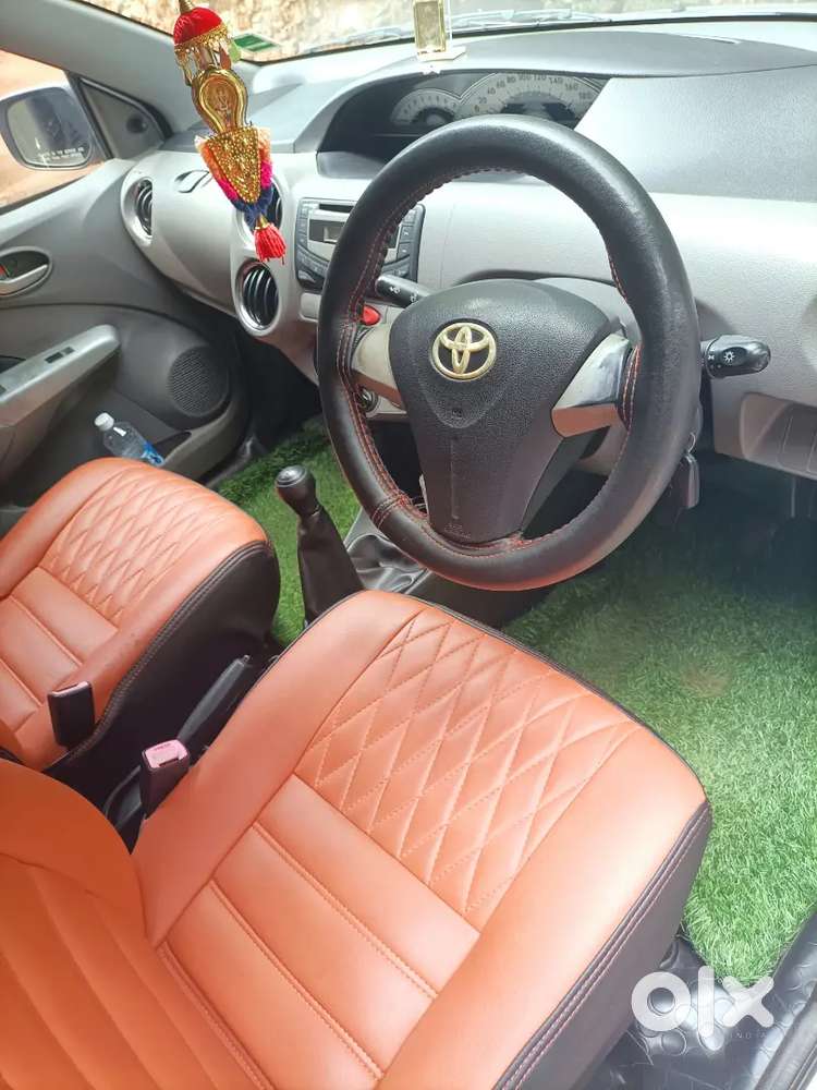 Toyota Etios 2011 Petrol Good Condition , Company Service